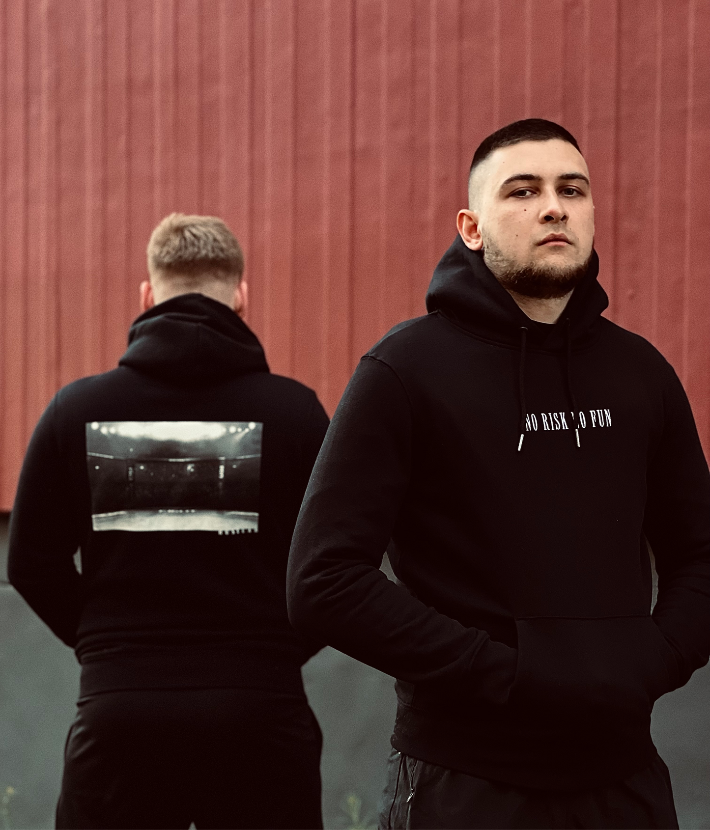 Hoodie „NO RISK NO FUN“ (tiefschwarz) - Hustlah